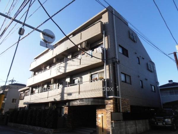 Local appearance photo. It is 2013 outer wall construction work completed