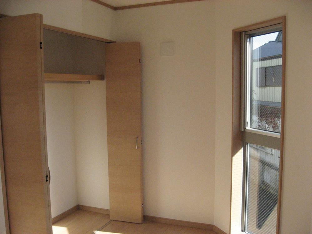 Other introspection. A Building second floor south Western-style