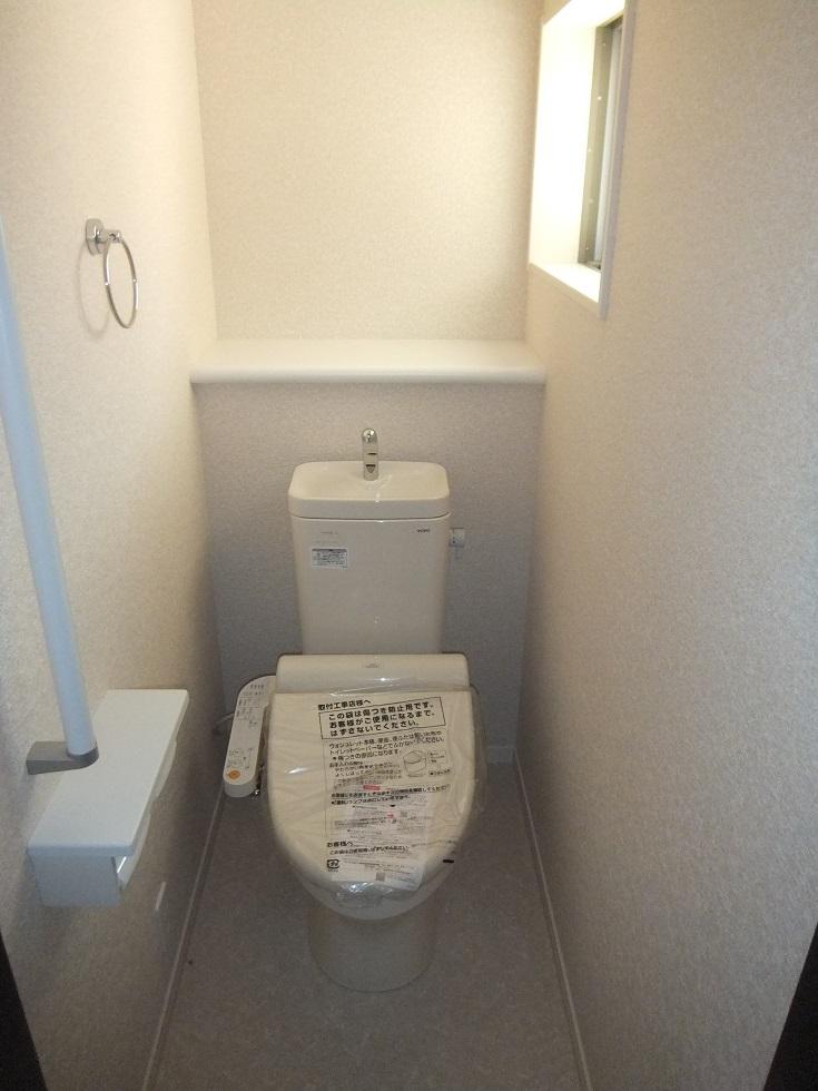 Toilet. Example of construction
