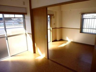 Living and room. Between the Western and DK are tired of one minute between the.