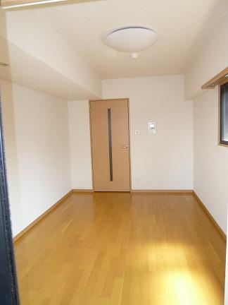 Living. Indoor (April 2013) Shooting