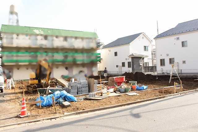 Local appearance photo. Local (11 May 2013) Shooting