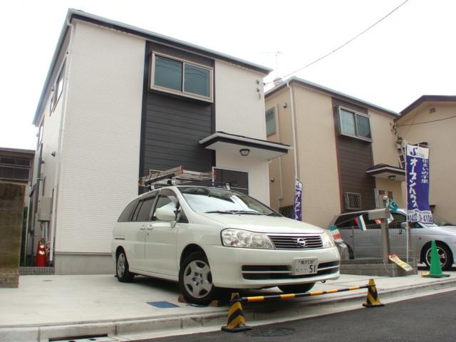 Local appearance photo. Example of construction