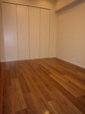 Non-living room. Indoor (11 May 2013) Shooting