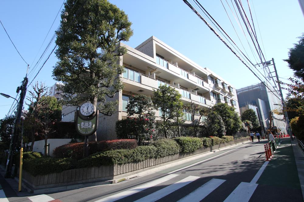 Local appearance photo. New earthquake resistance standards is of low-rise apartment new interior renovation already clean rooms !!!