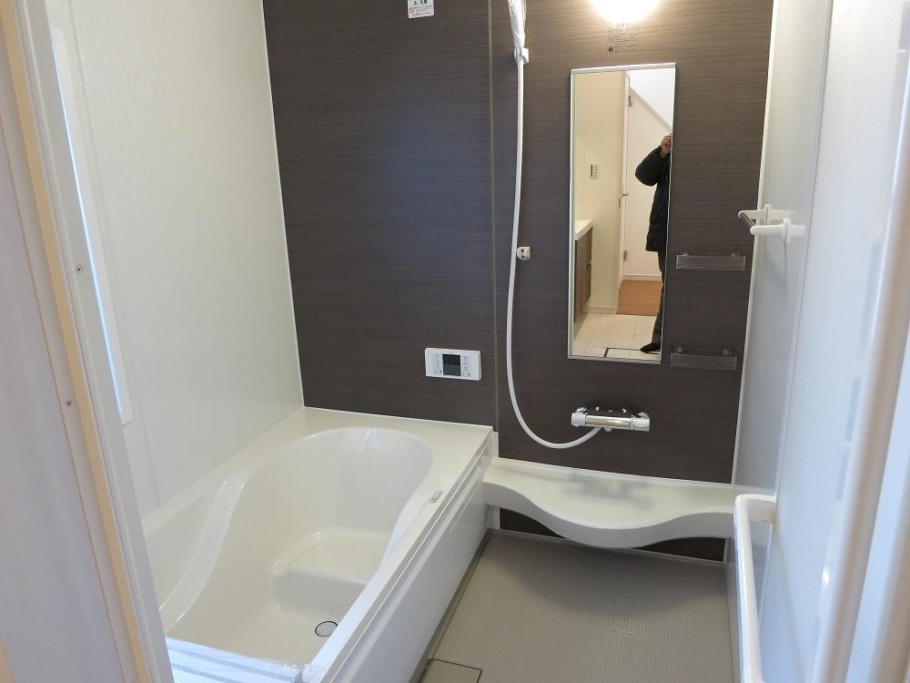 Bathroom. Hitotsubo bus of the room (11 May 2013) Shooting