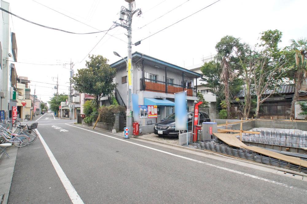Local photos, including front road. Road is wide that will enhance the value of real estate.