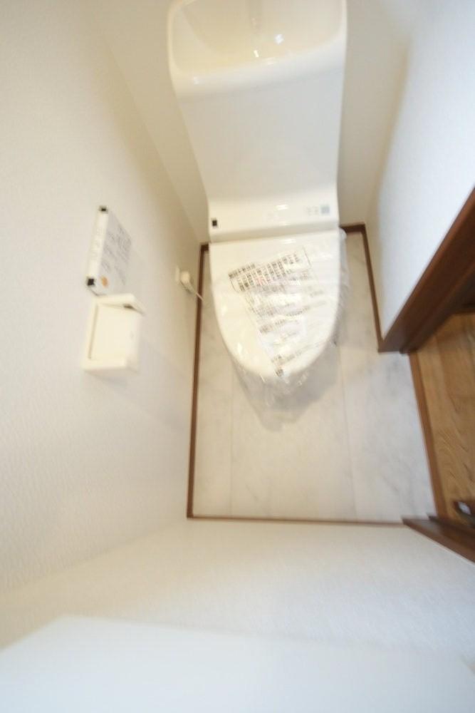 Same specifications photos (Other introspection). Installed in the toilet two places.