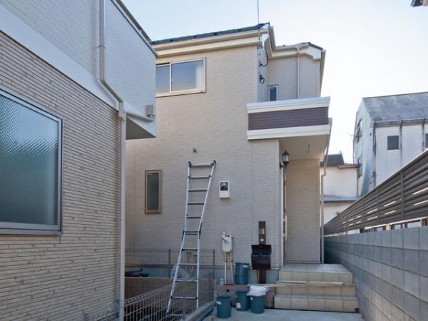 Local appearance photo