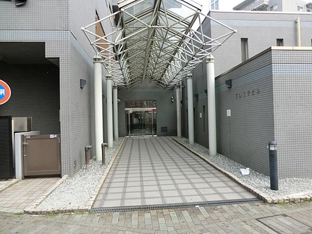 Hospital. Home Medical Clinic is a clinic 340m us with a rare visit to practice. Is a hospital that is useful those who do not go to the hospital.