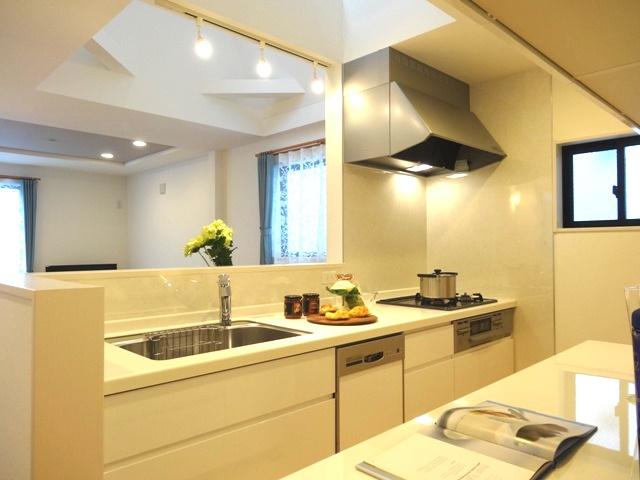 Kitchen. B Building kitchen