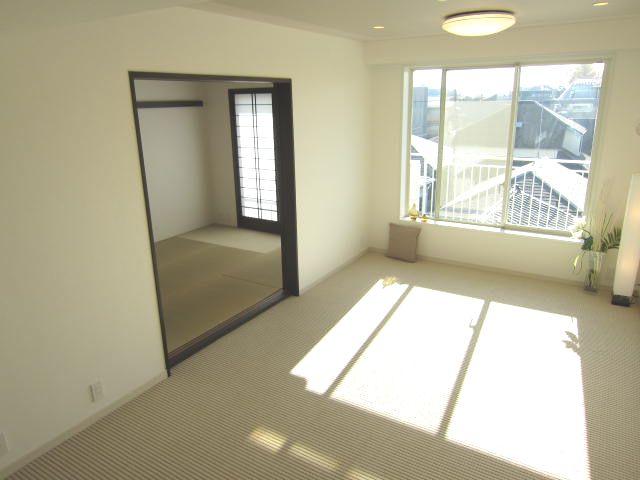 Living. Indoor (12 May 2013) Shooting