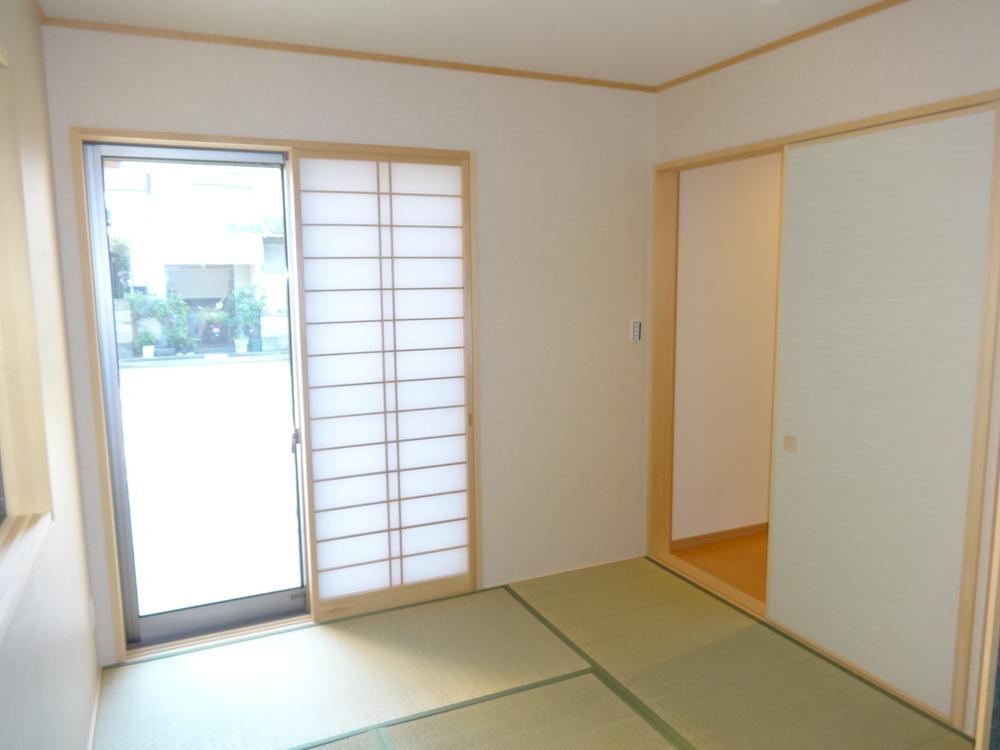 Non-living room. Indoor (10 May 2013) Shooting