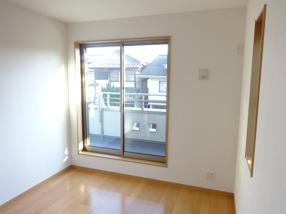 Non-living room. Indoor (10 May 2013) Shooting