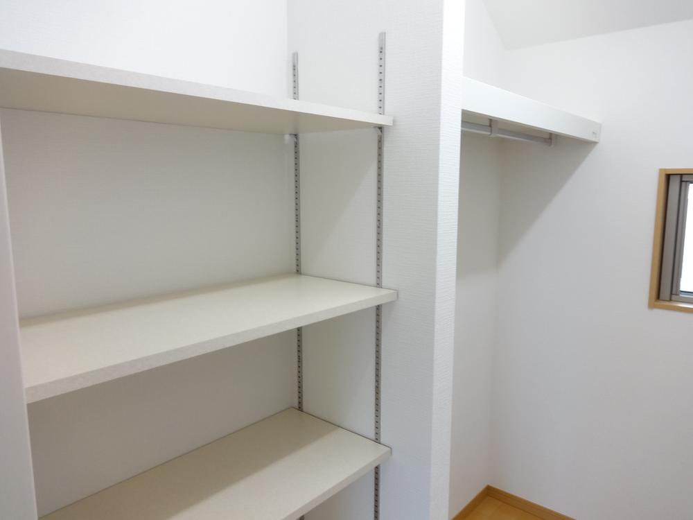 Receipt. Walk-in closet (October 2013) Shooting