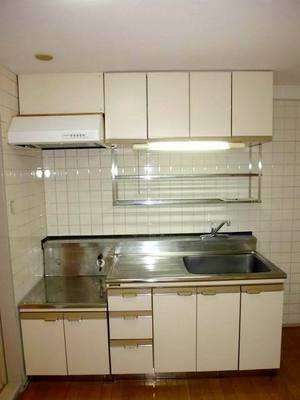 Kitchen. Gas stove Please prepare yourself.