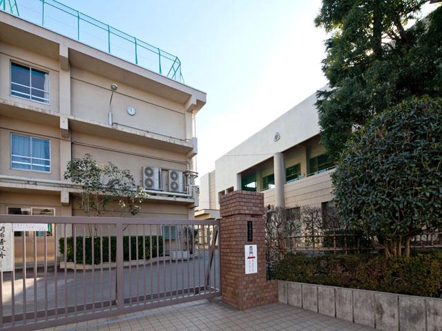Junior high school. 204m to Nerima Tatsunaka village junior high school