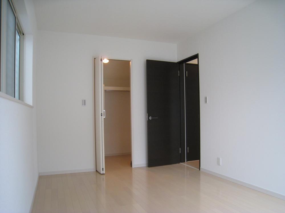 Same specifications photos (Other introspection). Seller construction cases _ Western-style