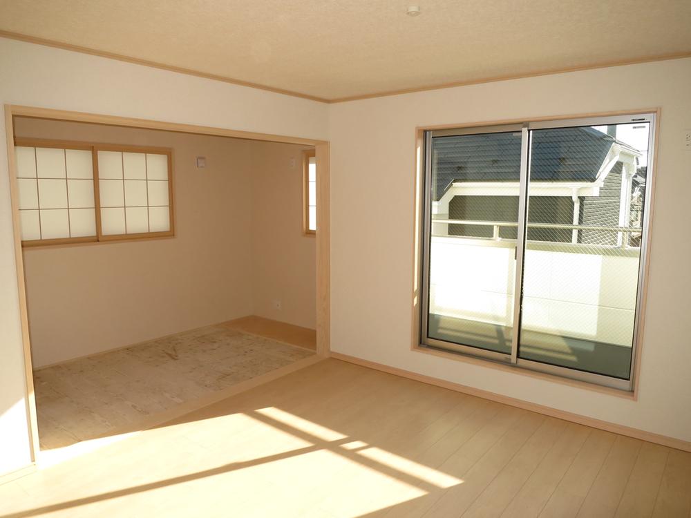 Non-living room. Local (12 May 2013) Shooting