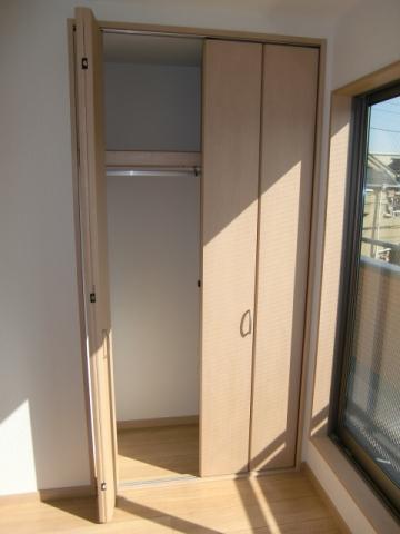 Receipt. The west side is a Western-style closet.