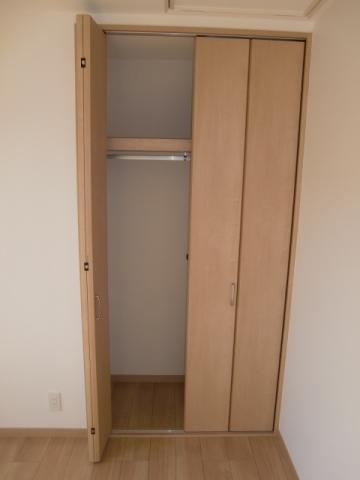 Non-living room. It is the center of the Western-style closet.