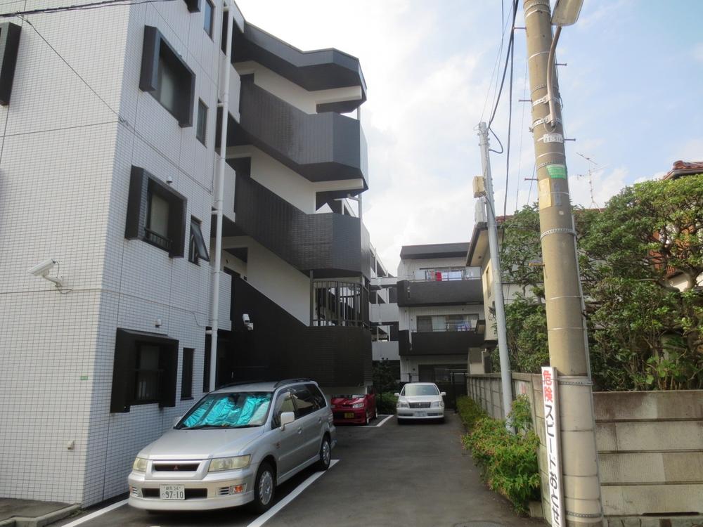 Local appearance photo