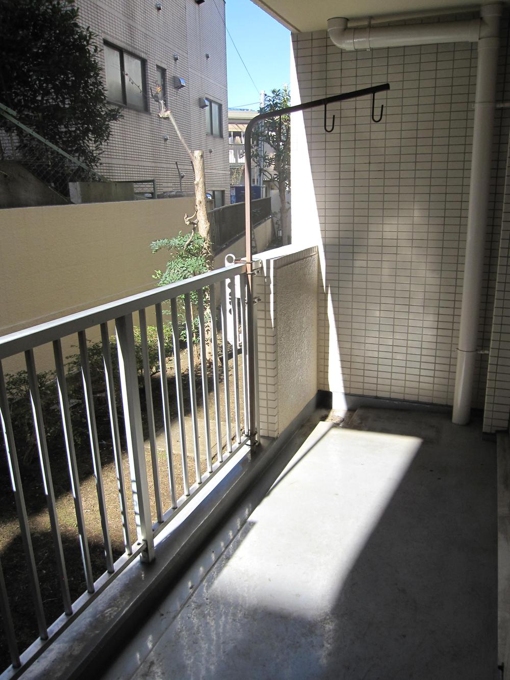 Balcony. Local (11 May 2013) Shooting