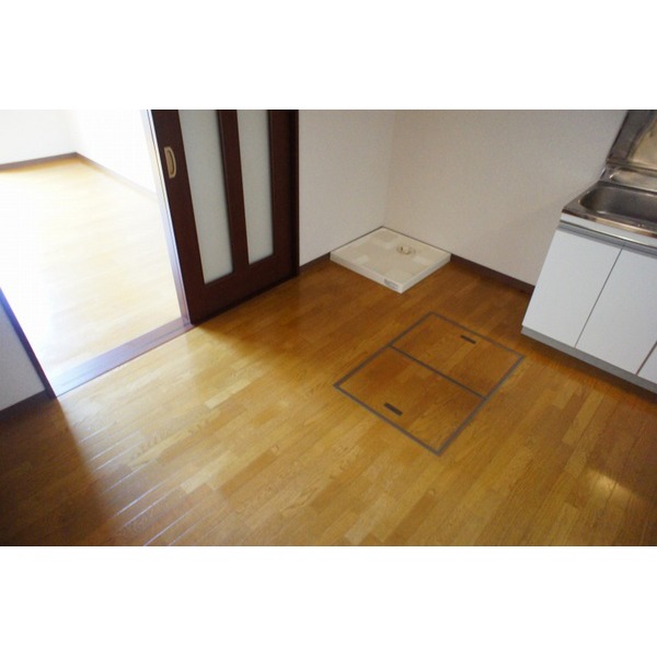 Kitchen. ☆ Two-burner stove installation Allowed ☆