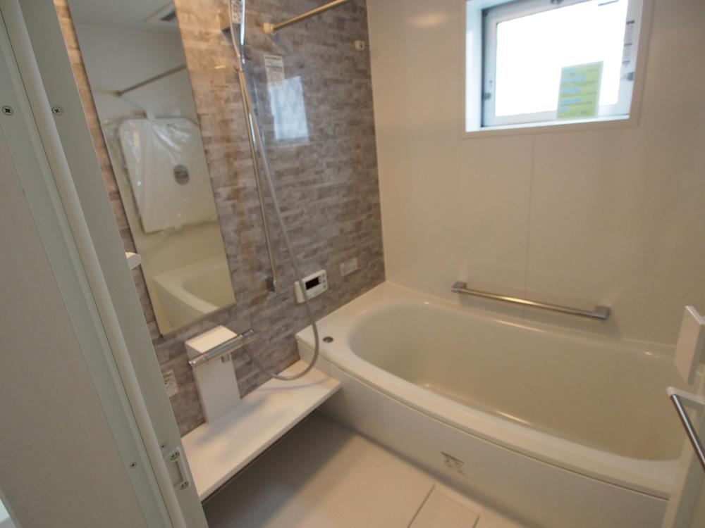 Same specifications photo (bathroom). Same specifications