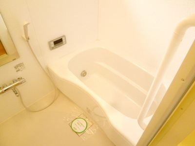 Bath. Reheating hot water supply