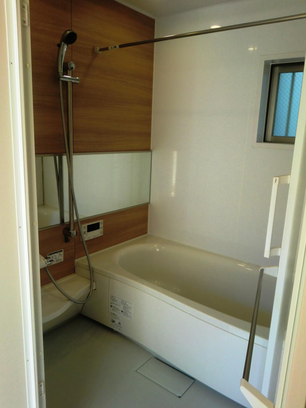 Bathroom. Indoor (11 May 2013) Shooting