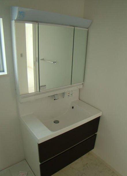 Same specifications photos (Other introspection). Same specifications