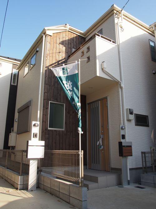 Local appearance photo. B Building (November 2013) Shooting