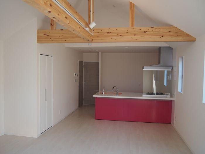 Living. C Building ・ Kitchen from LDK