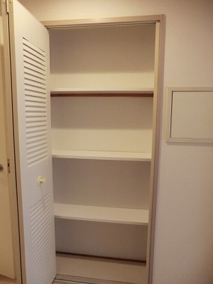 Other Equipment. Hallway storage