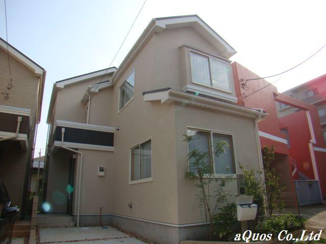 Local appearance photo. Local (10 May 2013) Shooting