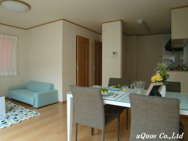 Living. Indoor (10 May 2013) Shooting