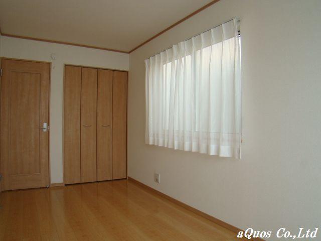 Non-living room. Indoor (10 May 2013) Shooting