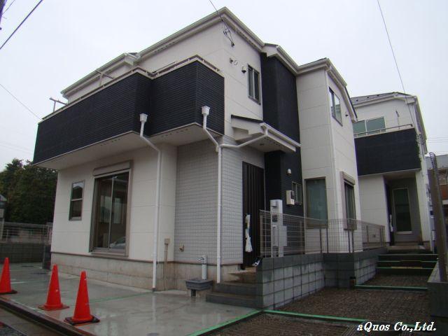 Local appearance photo. Local (12 May 2013) Shooting