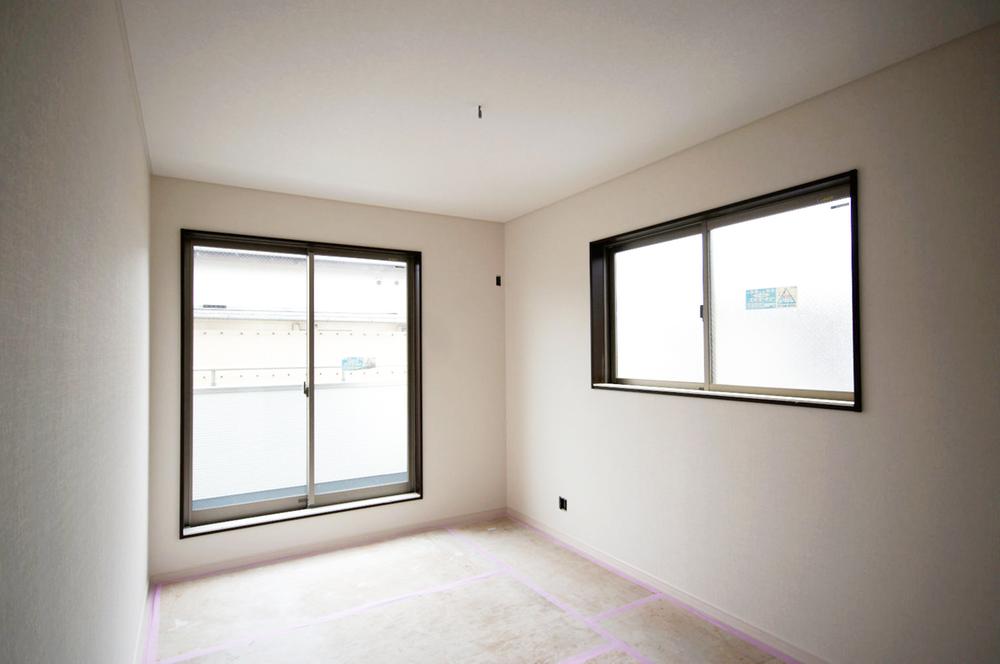 Non-living room. From 5 Pledge is a room with a size of 6.8 tatami.
