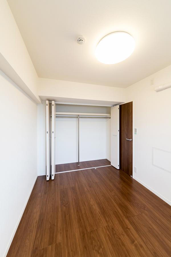 Non-living room. Western-style 1