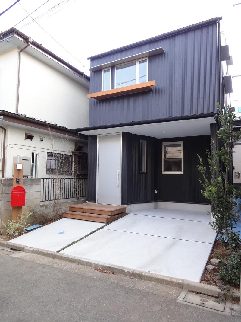 Local appearance photo. (December 2013) Shooting