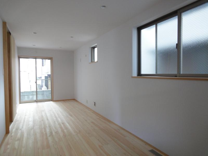 Non-living room. (December 2013) Shooting