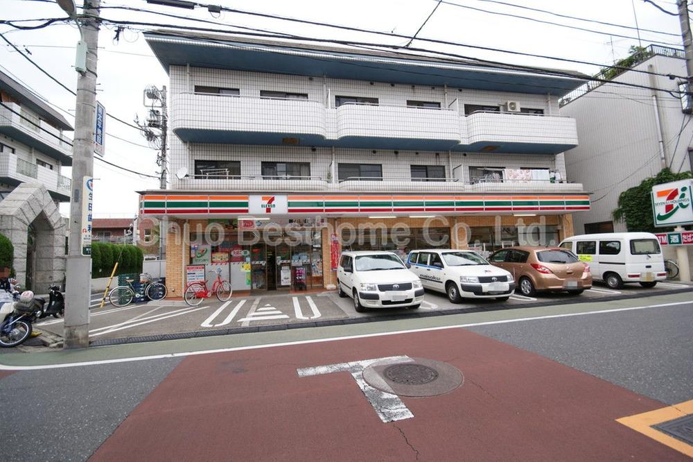 Convenience store. 403m to Seven-Eleven Nerima Sekimachihigashi 1-chome