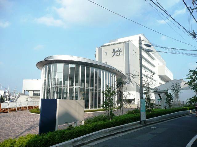 library. 574m to the Nihon University College of Art Library