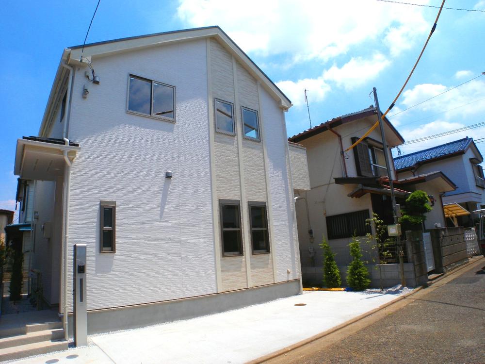 Local appearance photo. Local (July 2013) Shooting