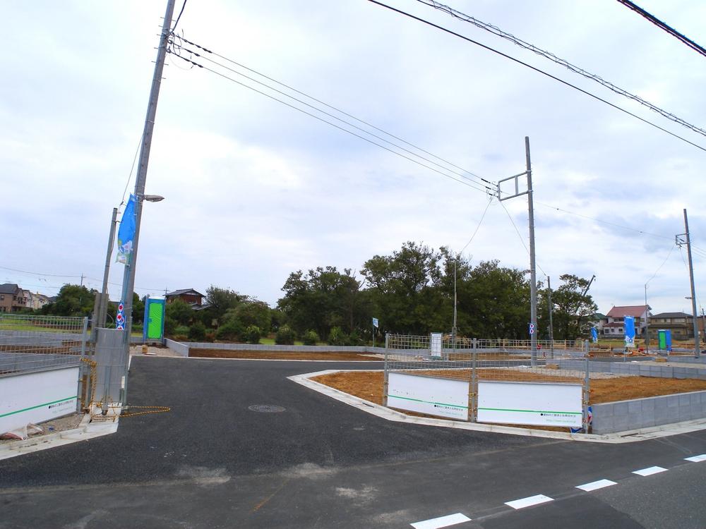 Local appearance photo. Local (10 May 2013) Shooting