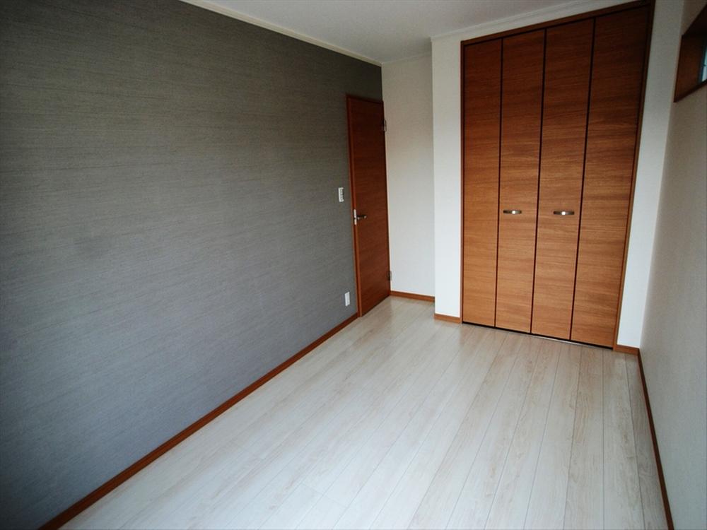 Non-living room. <A Building Western-style>