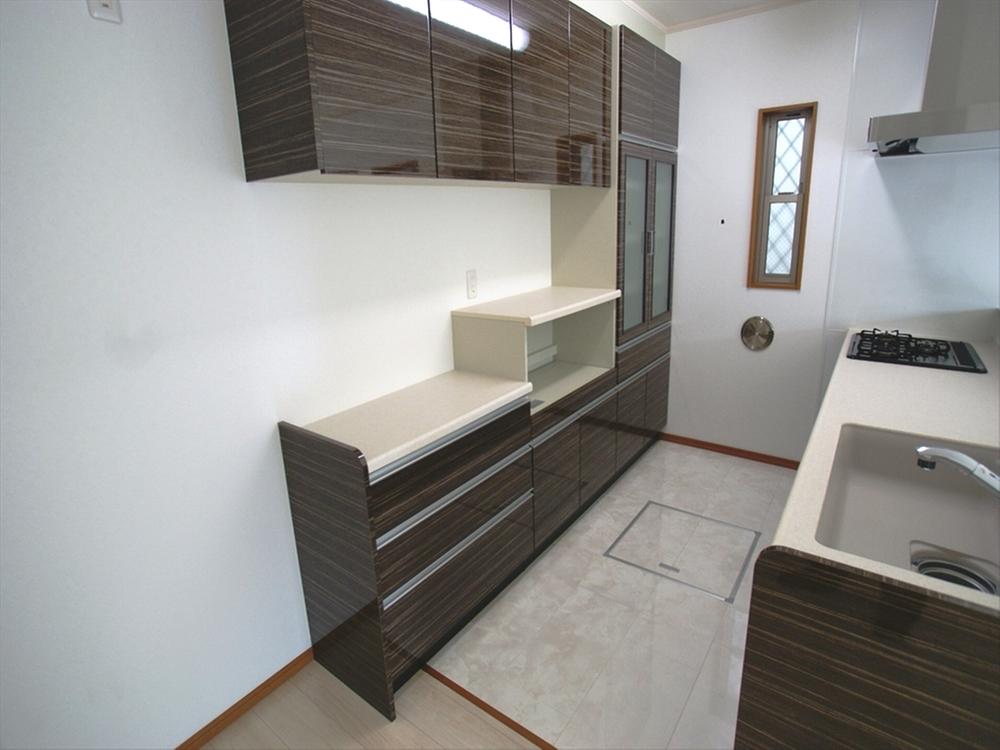 Kitchen. <B Building>