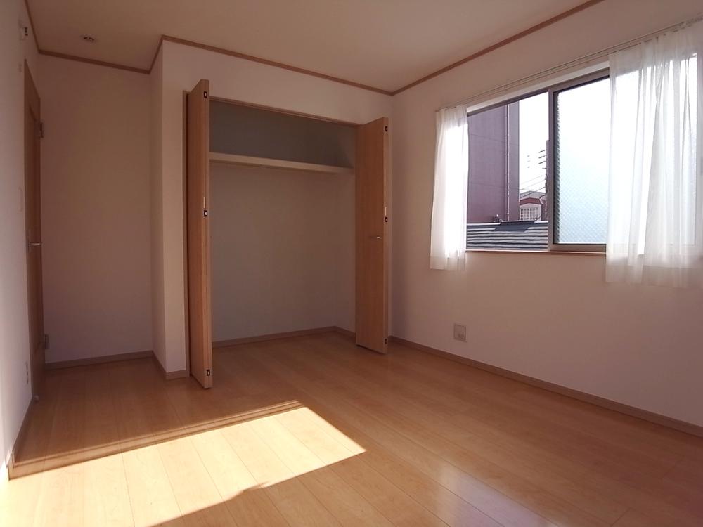 Same specifications photos (Other introspection). Western-style construction cases